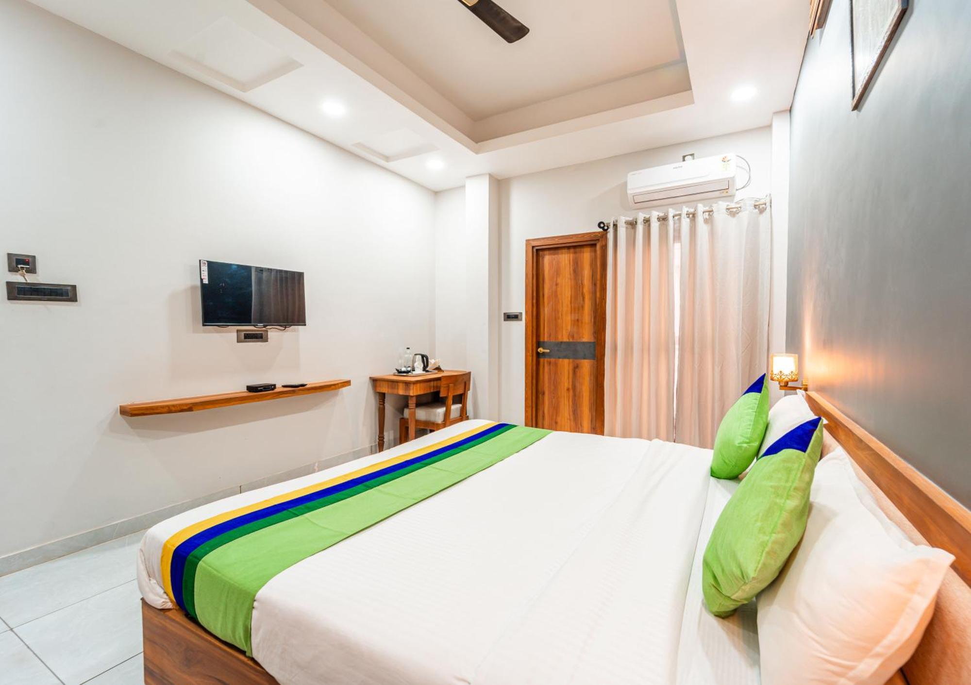Treebo Lake City Bhopal Ngoại thất bức ảnh