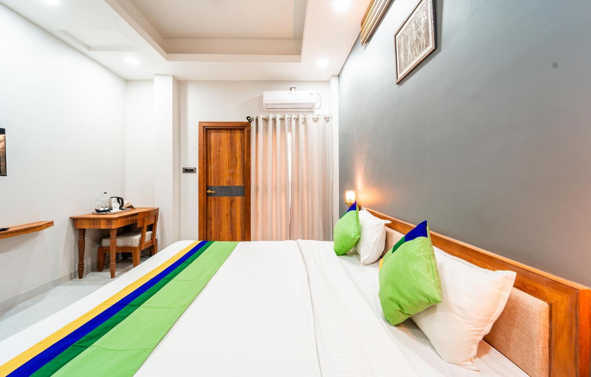 Treebo Lake City Bhopal Ngoại thất bức ảnh