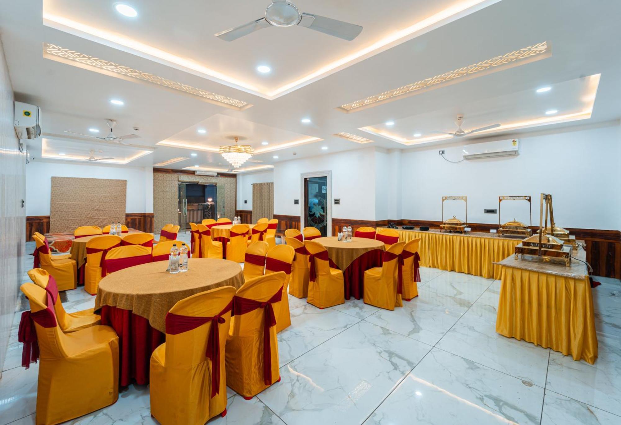 Treebo Lake City Bhopal Ngoại thất bức ảnh