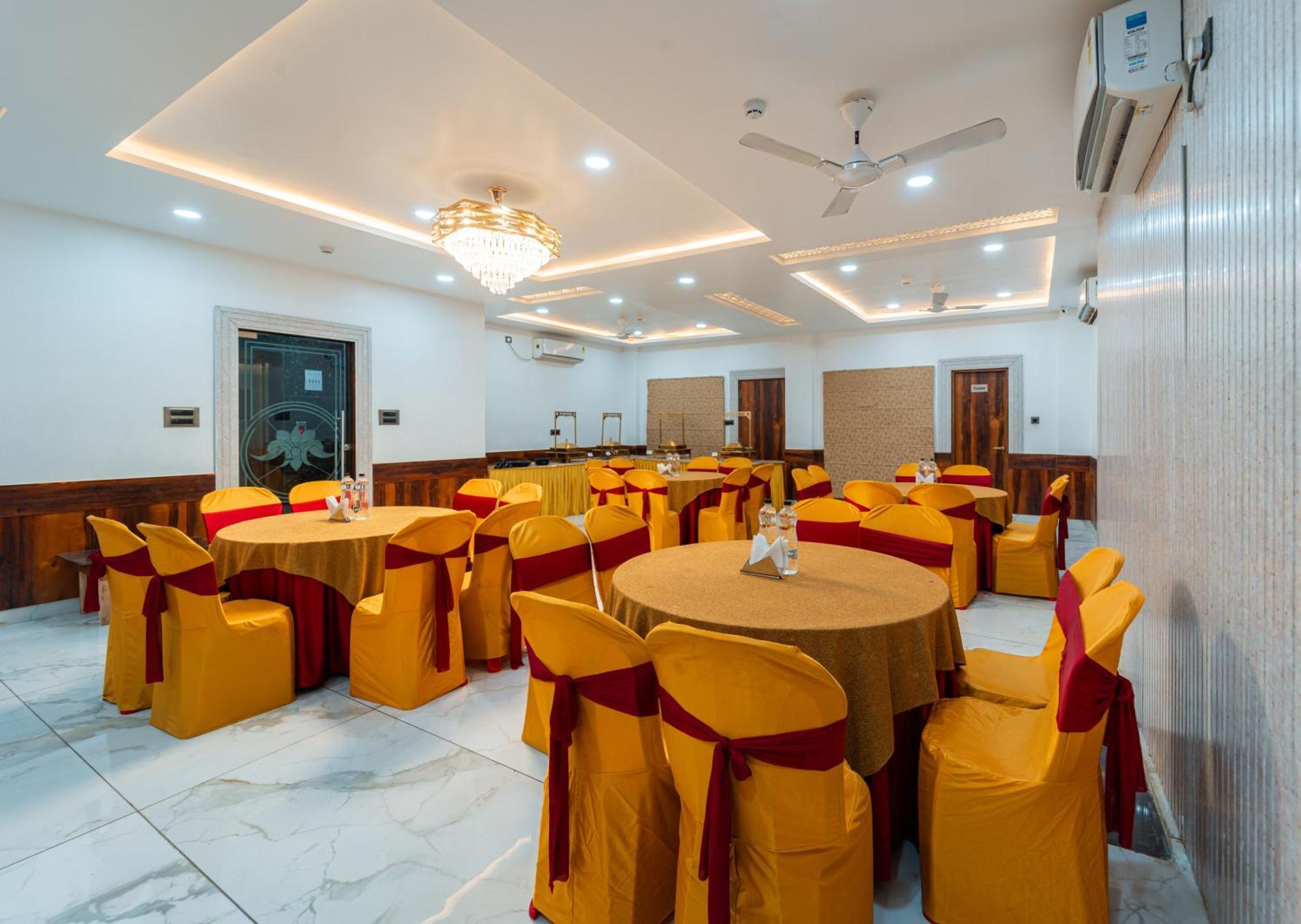 Treebo Lake City Bhopal Ngoại thất bức ảnh