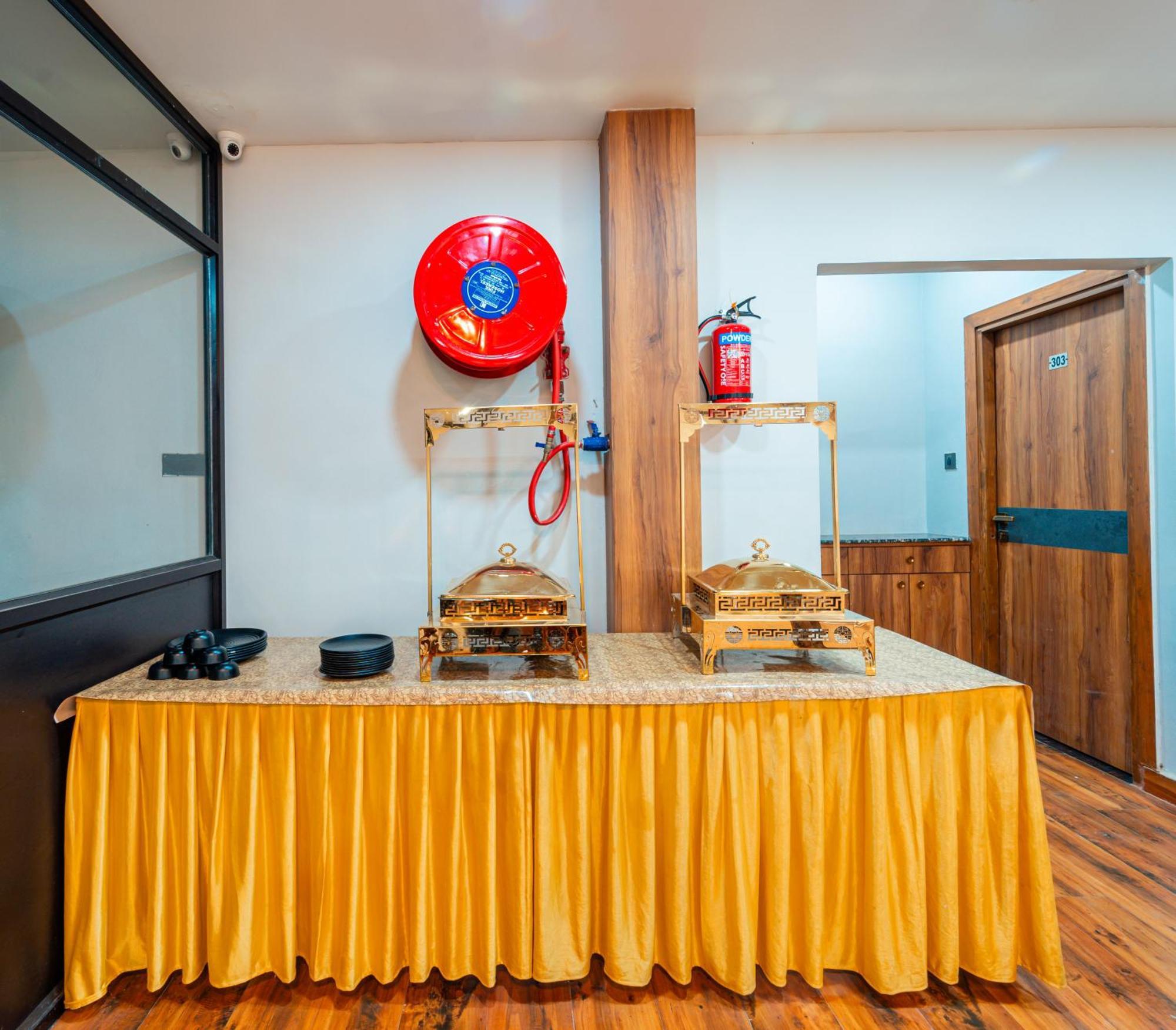 Treebo Lake City Bhopal Ngoại thất bức ảnh